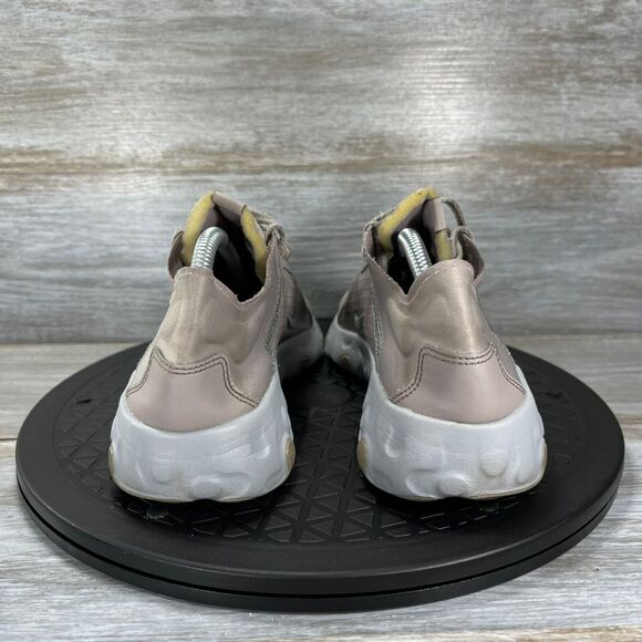 Nike Women's Renew BQ4152-200 Running Athletic Shoes Size 6 - Picture 4 of 9